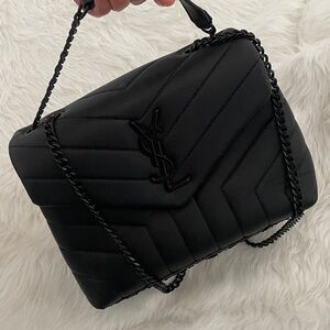 ✨reposh ✨flawed YSL Saint Laurent black Lou lou purse